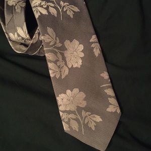 Hugo Boss silk